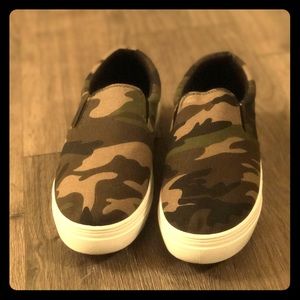 Camo slip-on sneakers